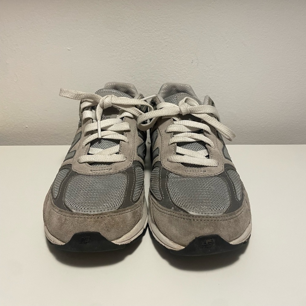 Kids New Balance 990v5